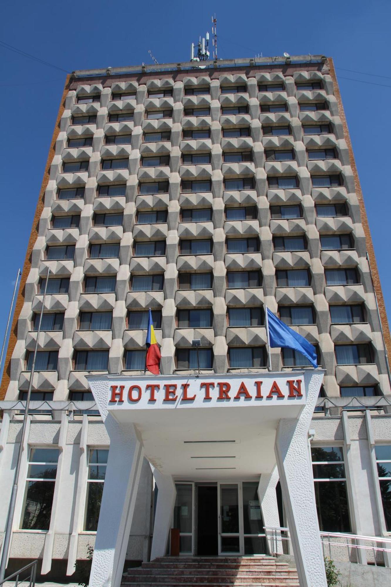 HOTEL TRAIAN BRĂILA 3* (România) - de la RON 250 | HOTELMIX